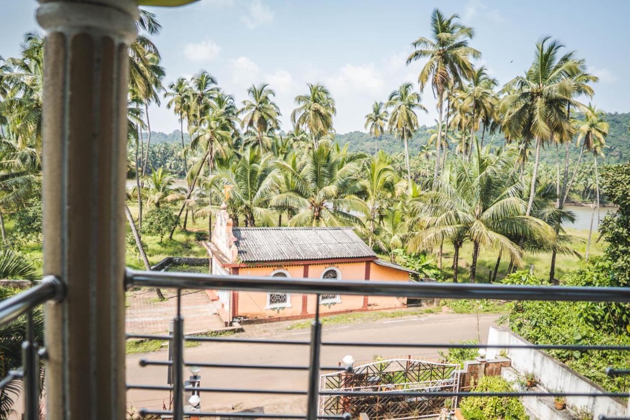 Dhanashree Riverview Hotel Corgao ภายนอก รูปภาพ